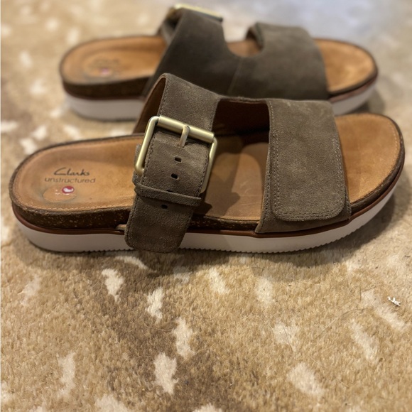 Clarks Brown Suede Sandals - Picture 2 of 4